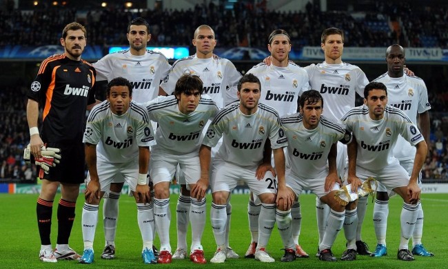 勒沃库森vs多特：希克PK吉拉西；阿德耶米、萨比策首发（勒沃库森战多特：希克对决吉拉西，阿德耶米与萨比策首发登场）