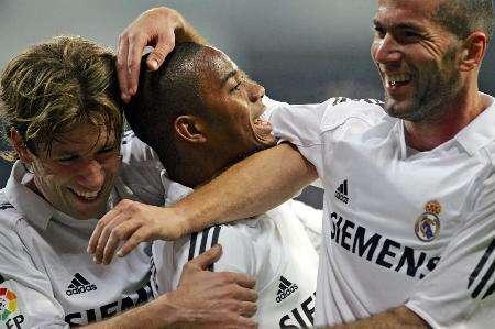 剑南春｜尤文2-1逆转卡利亚里，伊尔迪兹双响，弗拉霍维奇伤退（剑南春｜尤文2-1逆转卡利亚里：伊尔迪兹梅开二度，弗拉霍维奇伤退）