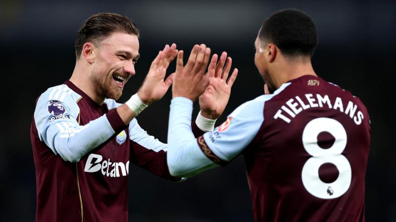 也是上到樊振东大师课了！小胖齐祖上海弄堂里打乒乓（樊振东大师课开讲：小胖携齐祖在上海弄堂切磋乒乓）