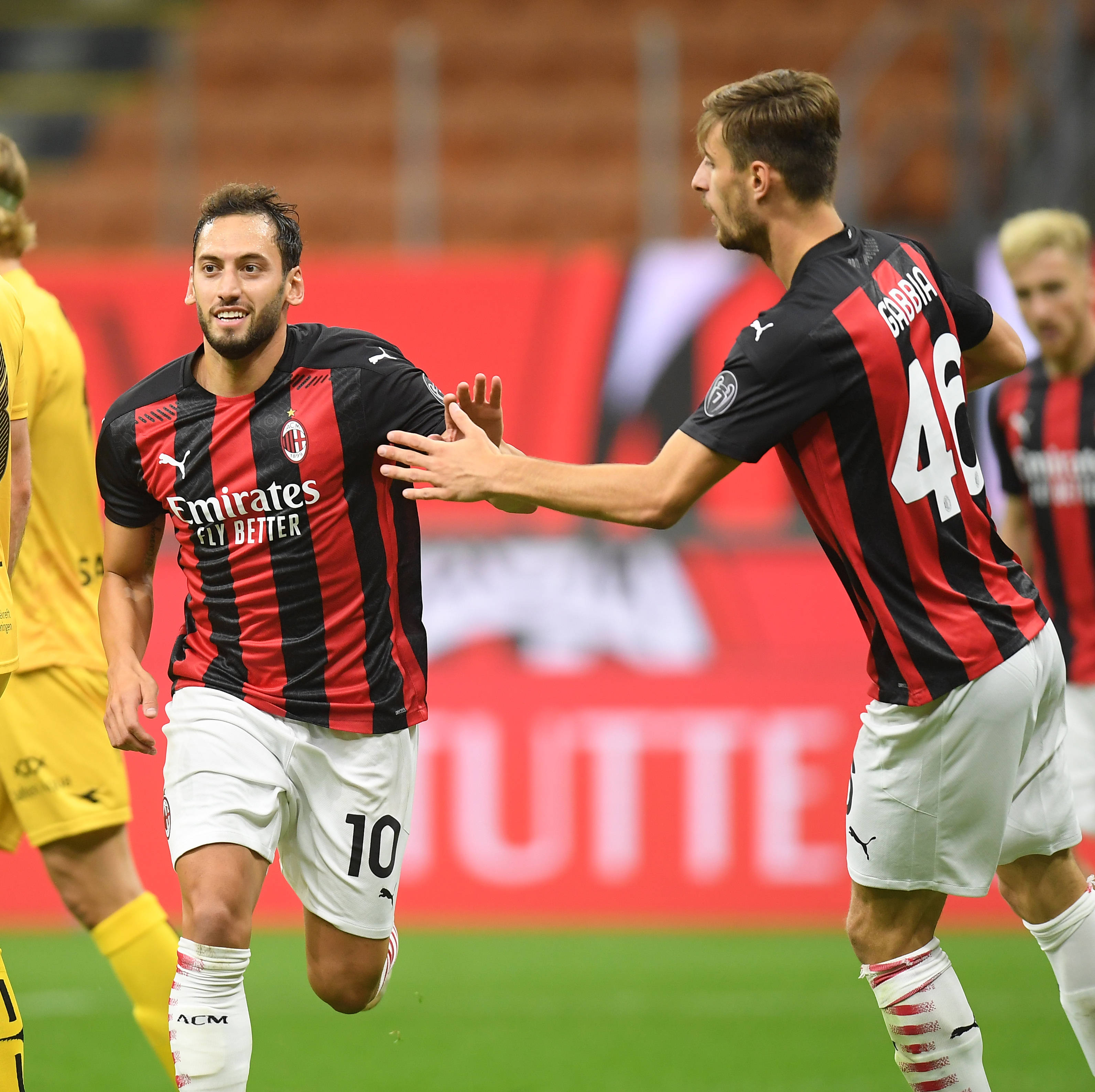 阿斯：阿森西奥仍没确定好未来，巴黎希望在8月6日前将其出售（阿斯报：阿森西奥去向未明，巴黎力争在8月6日前出售）